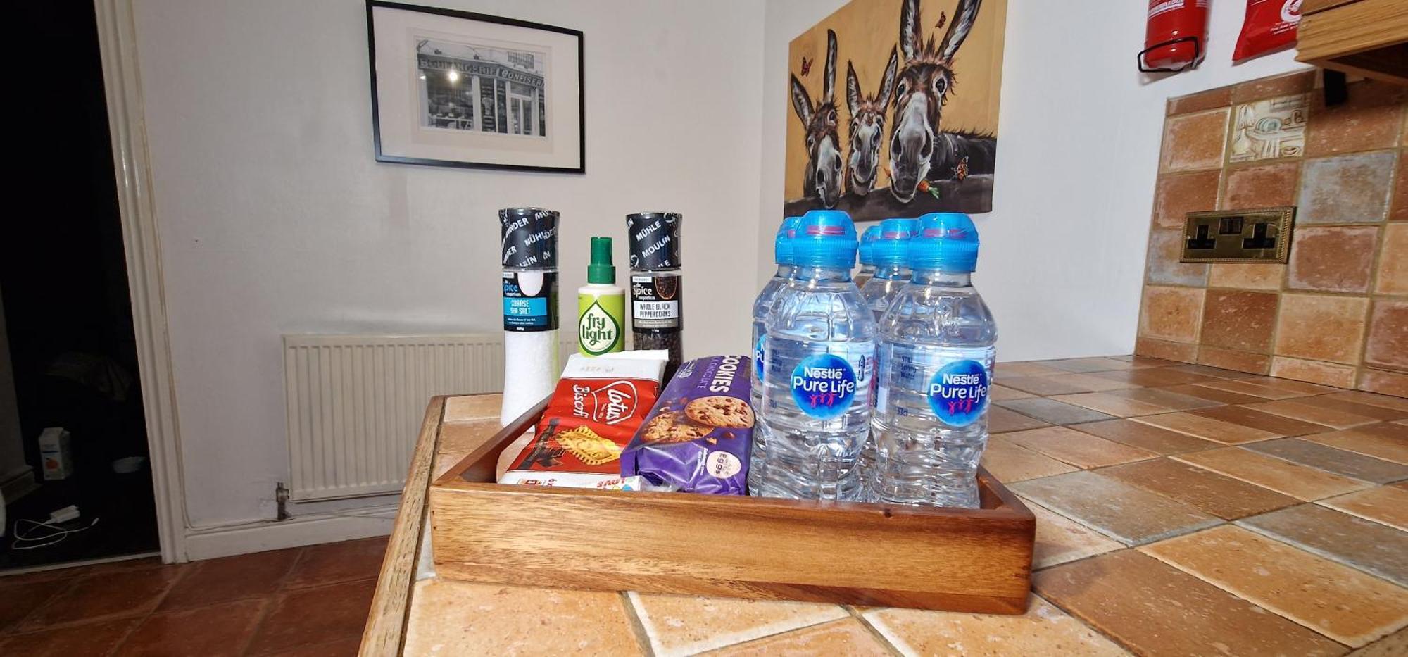 Spacious & Comfy Home- Very Close To Nec Birmingham ,Hs2 & Airport- Perfect For Contractors & Groups- Free Parking & Fast Wifi Marston Green Экстерьер фото